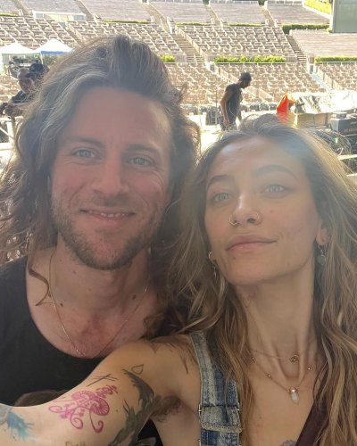 Paris Jackson ‘Knows’ Her Late Dad Michael Jackson ‘Would Approve’ of Fiance Justin Long