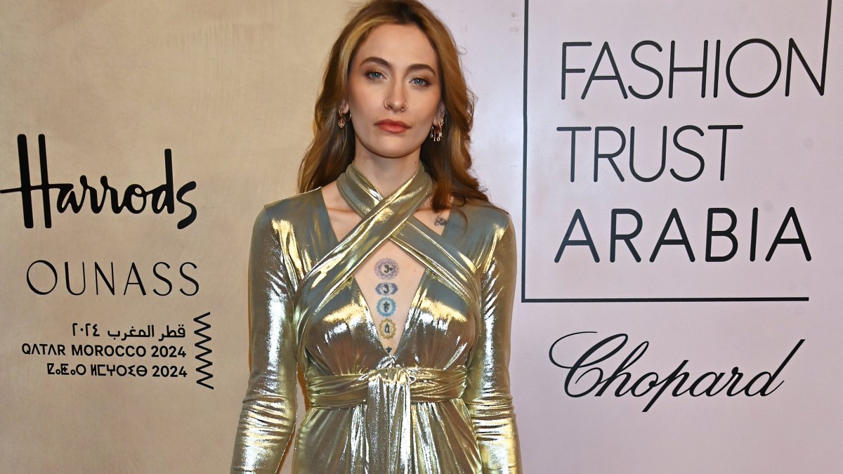 Paris Jackson ‘Knows’ Her Late Dad Michael Jackson ‘Would Approve’ of Fiance Justin Long