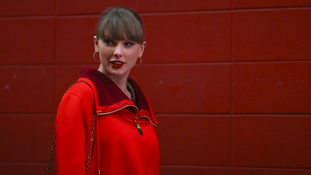 Taylor Swift at 35: Quotes on Aging, Dating and Her Biggest Fear