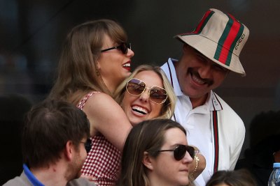 Taylor Swift Made a Blanket for Brittany Mahomes&rsquo; New Baby Golden