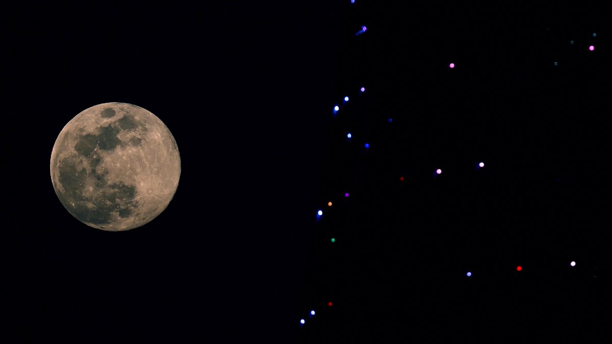 All Eyes on You! Your Horoscope Forecast for the Week of January 26 Through February 1