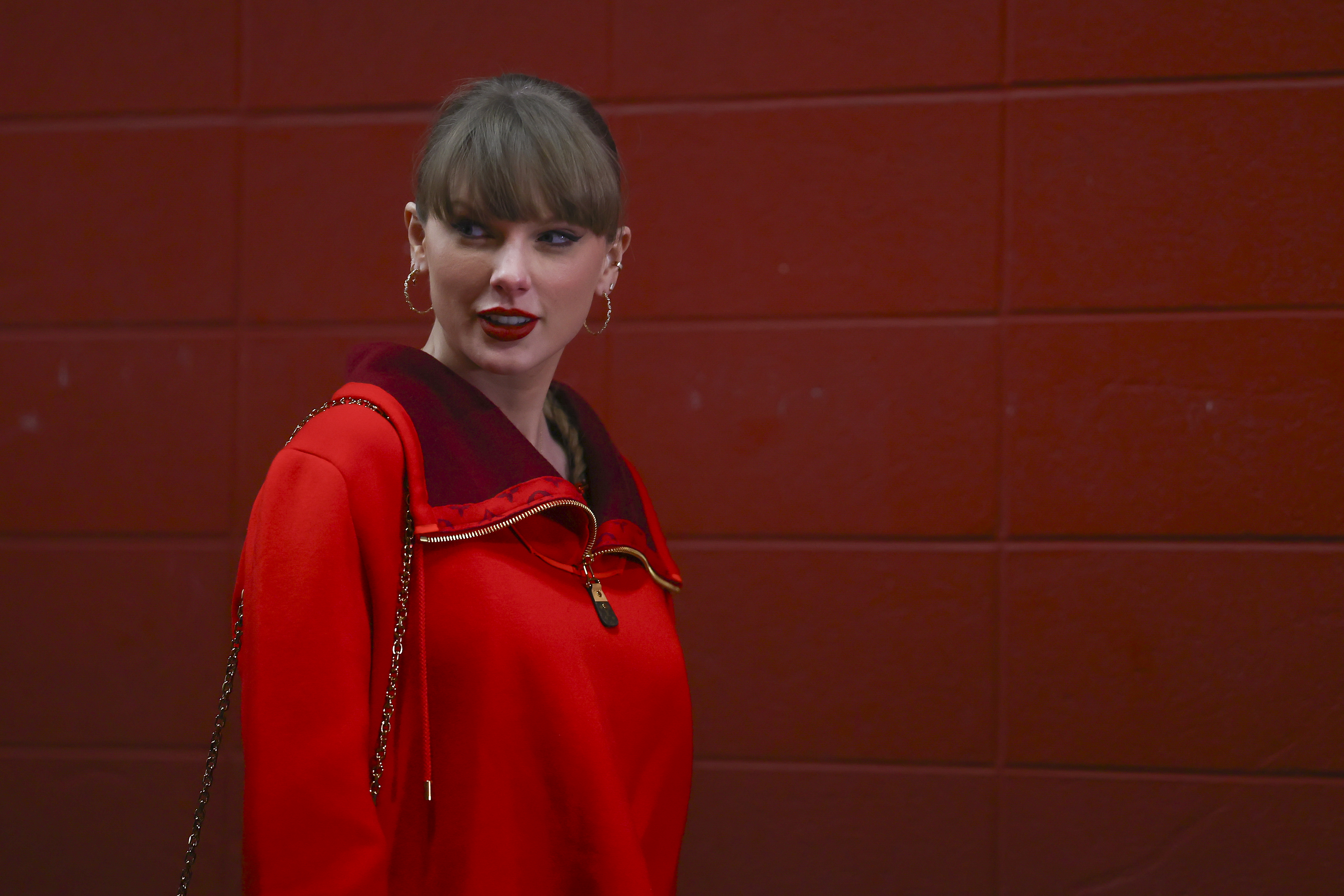 Taylor Swift Has Grown Chiefs Fan Base by 40 percent, According to Team Heiress Gracie Hunt