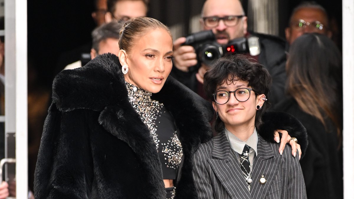 Jennifer Lopez Enjoys Quality Time With Child Emme at Broadway Opening of 'Othello' in NYC: Photos