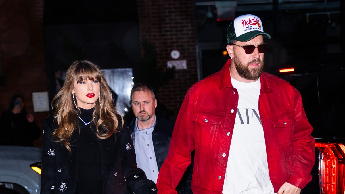 Taylor Swift Fans Think Travis Kelce Recorded Episode of His 'New Heights' Podcast at Her House
