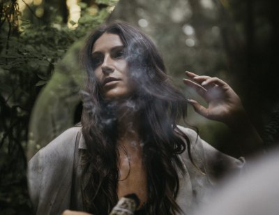 VICTORIA PIPPO