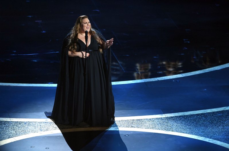 Chrissy Metz's Weight Loss Photos: Before and After