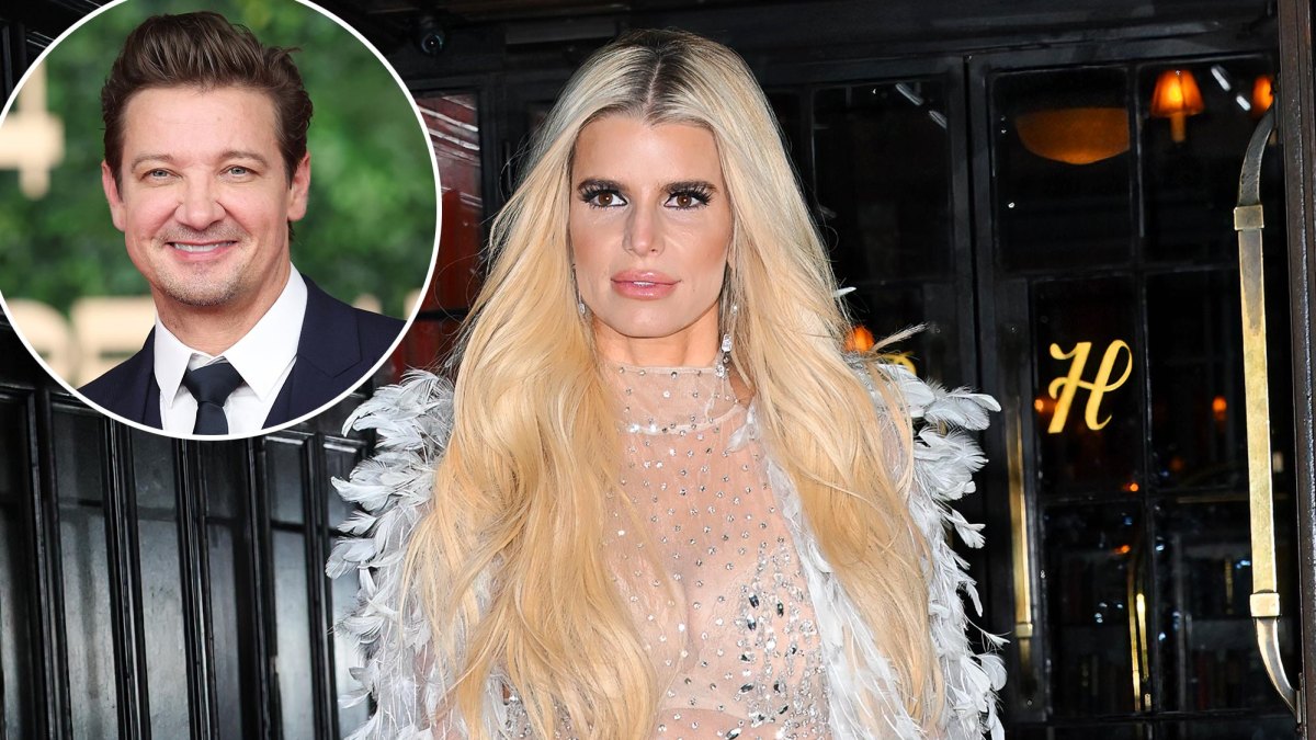 Jessica Simpson Crushing on Jeremy Renner There s a Lot of Unfinished Business There 554