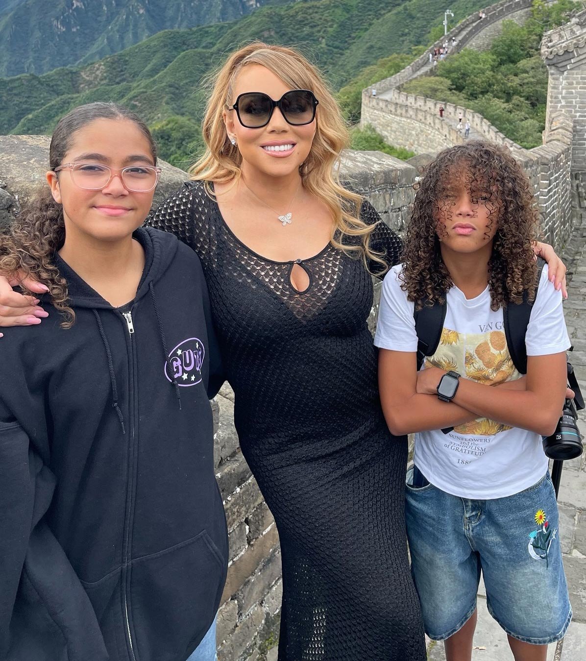 Mariah Carey's Twins Beg Mom to Delete Their Easter Bunny Photos | Life ...