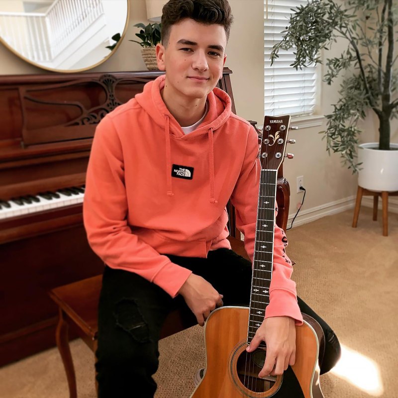 Mark Bontempo Inside Jojo Siwa Dating History