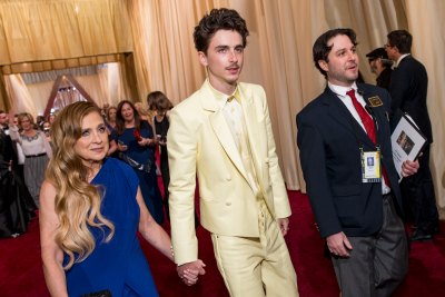 timothee-chalamet-mom-on-kylie-jenner-romance