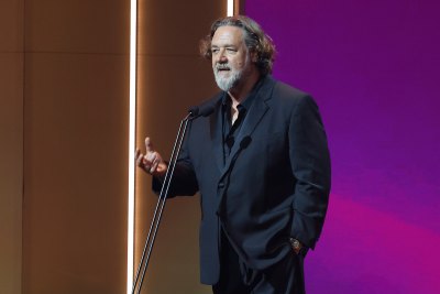 Britney Theriot 'Stepped Up' to Help Russell Crowe Lose Weight