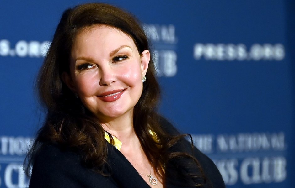 GettyImages-1488642287 Is Ashley Judd Dating? Meet Her Boyfriend Martin Surbeck