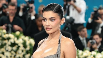 GettyImages-2213625582 Kylie Jenner Arrives Without BF Timothee Chalamet at 2025 Met Gala