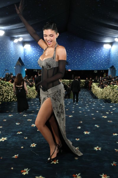 GettyImages-2213628582 Kylie Jenner Arrives Without BF Timothee Chalamet at 2025 Met Gala