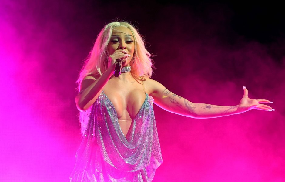 GettyImages 2214445551 doja cat implant