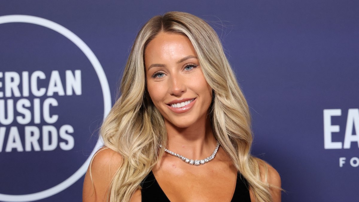 GettyImages-2216620515-Alix-Earles-Net-Worth-How-Much-Money-the-Influencer-Makes