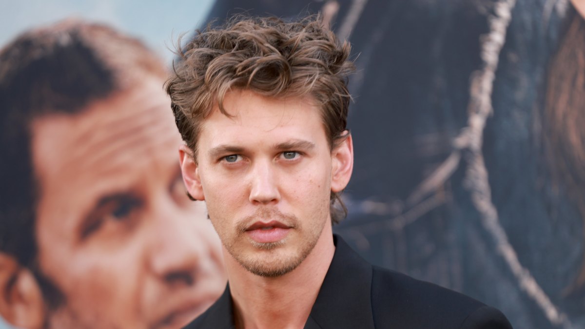 HOLLYWOOD, CALIFORNIA - JUNE 17: Austin Butler attends the Los Angeles premiere of Focus Features' "The Bikeriders" at TCL Chinese Theatre on June 17, 2024 in Hollywood, California. (Photo by Matt Winkelmeyer/Getty Images)