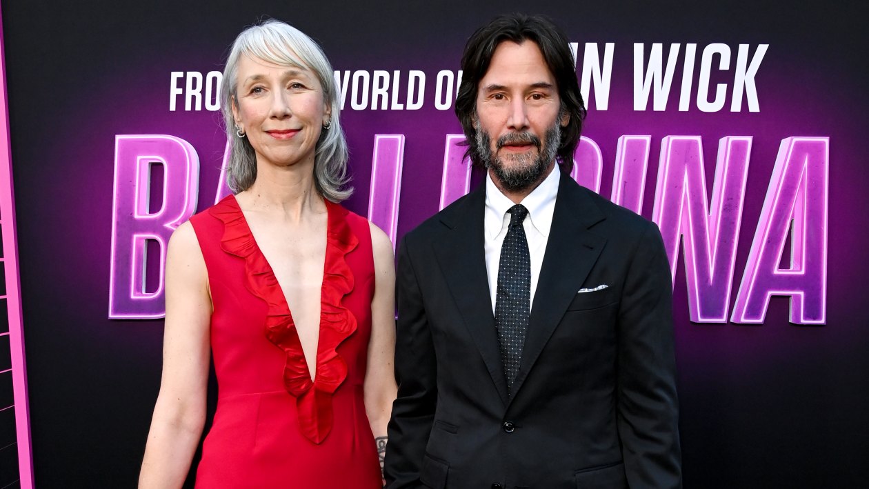 Keanu Reeves' Partner Alexandra Grant Clears Marriage Rumors | Life & Style