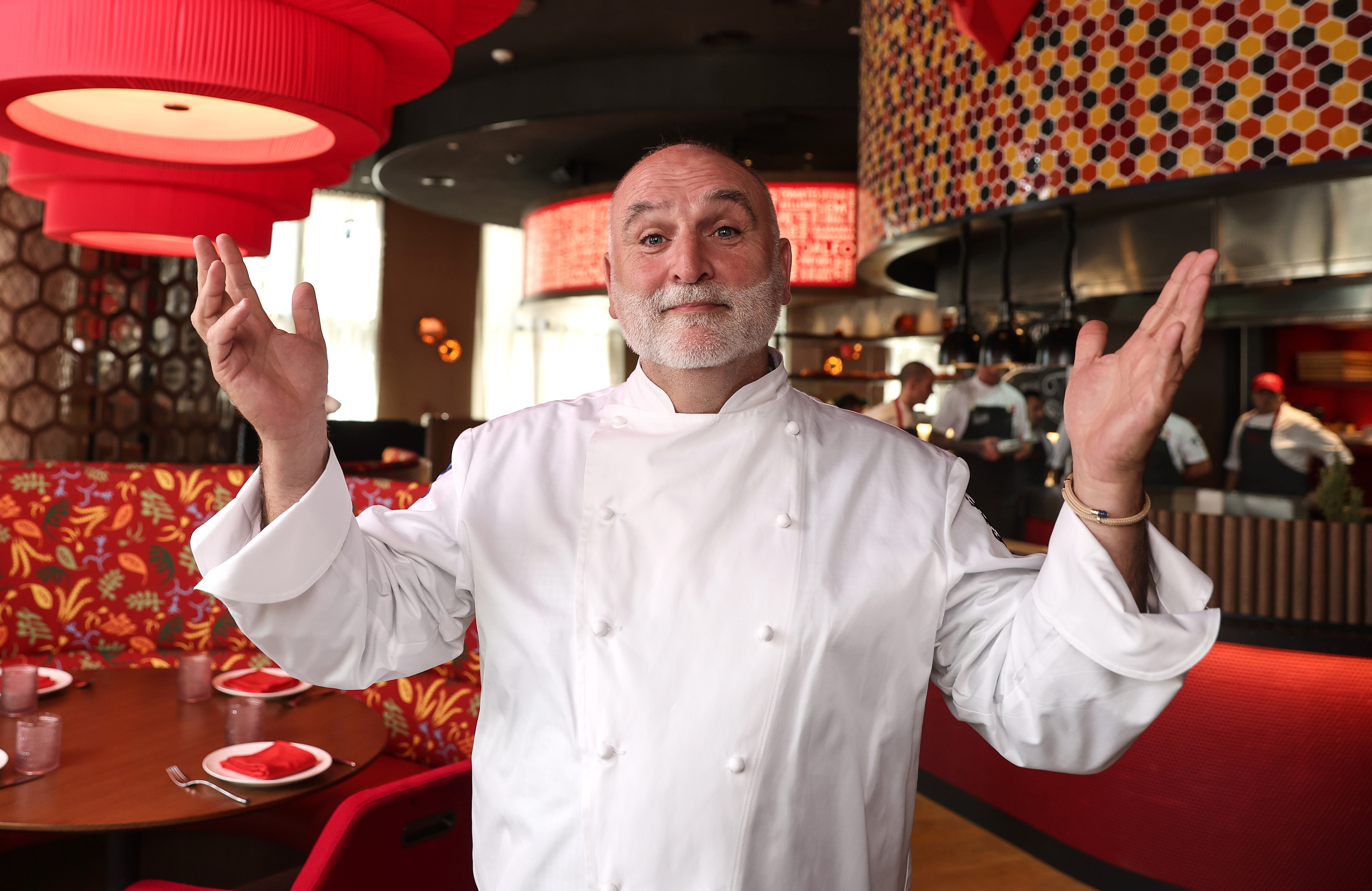 Michelin Chef Jose Andres 2 ingredient microwave omlete is making its rounds again Heres how its done 1458148438