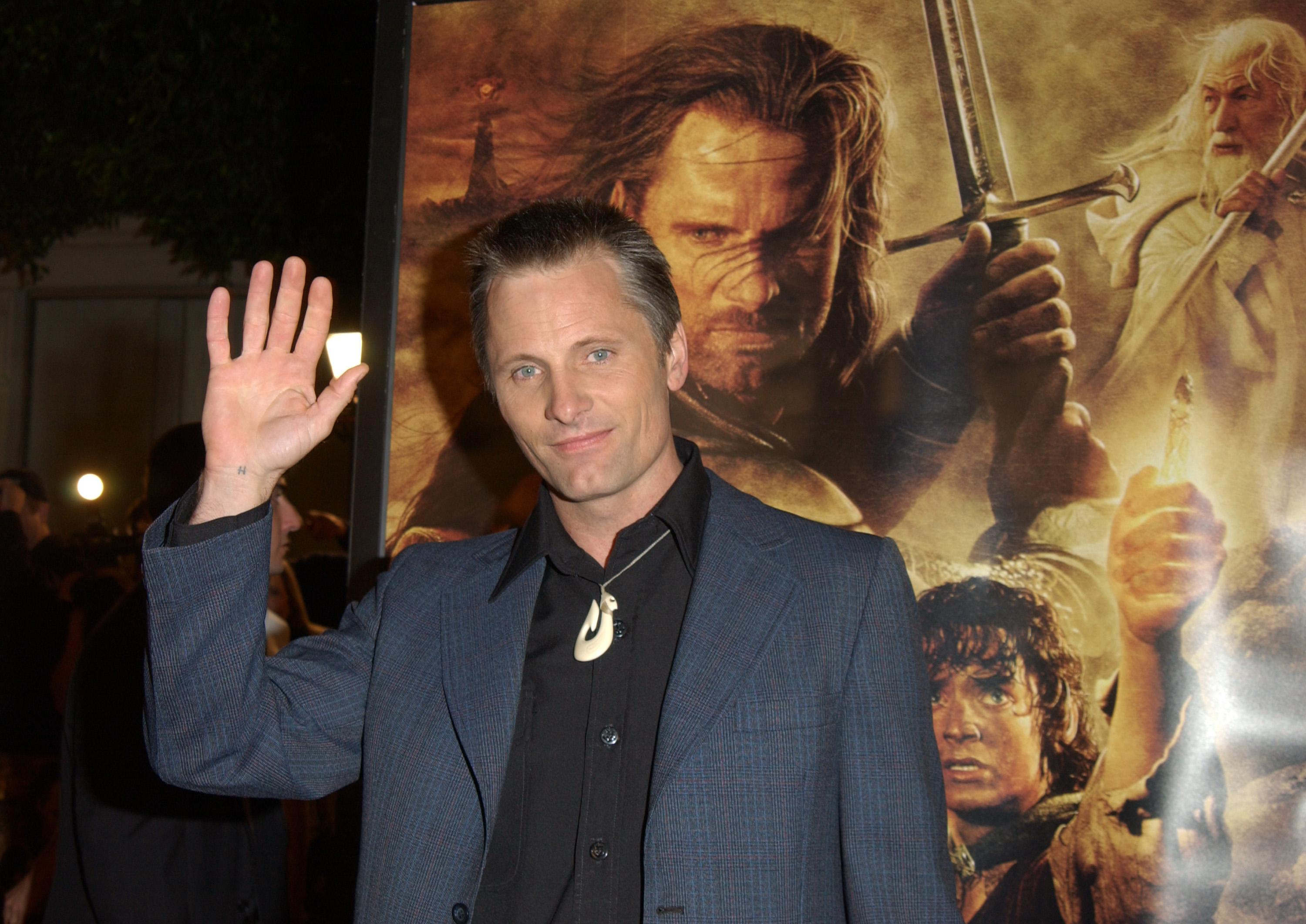 105271391 Viggo Mortensen during "The Lord Of The Rings: The Return Of The King" - Los Angeles Premiere at The Mann Village Theatre in Westwood, California, United States. (Photo by Jon Kopaloff/FilmMagic)
