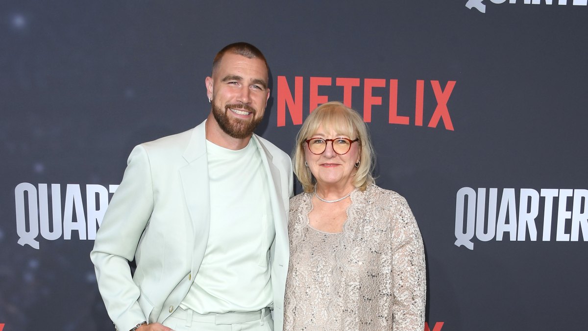 1535605177 HOLLYWOOD, CALIFORNIA - JULY 11: Travis Kelce, Donna Kelce arrives at the Los Angeles Premiere Of Netflix's "Quarterback" at TUDUM Theater on July 11, 2023 in Hollywood, California. (Photo by Steve Granitz/FilmMagic)