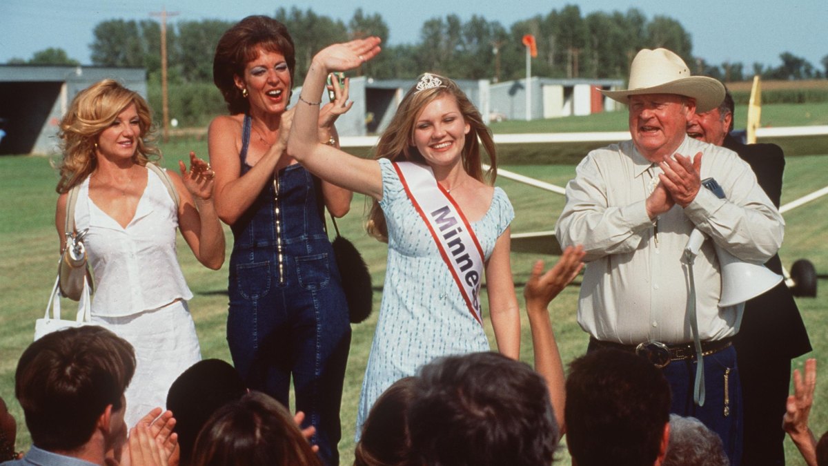 51096732 This Cult-Beloved '90s Black Comedy is Now Streaming on Paramount Plus