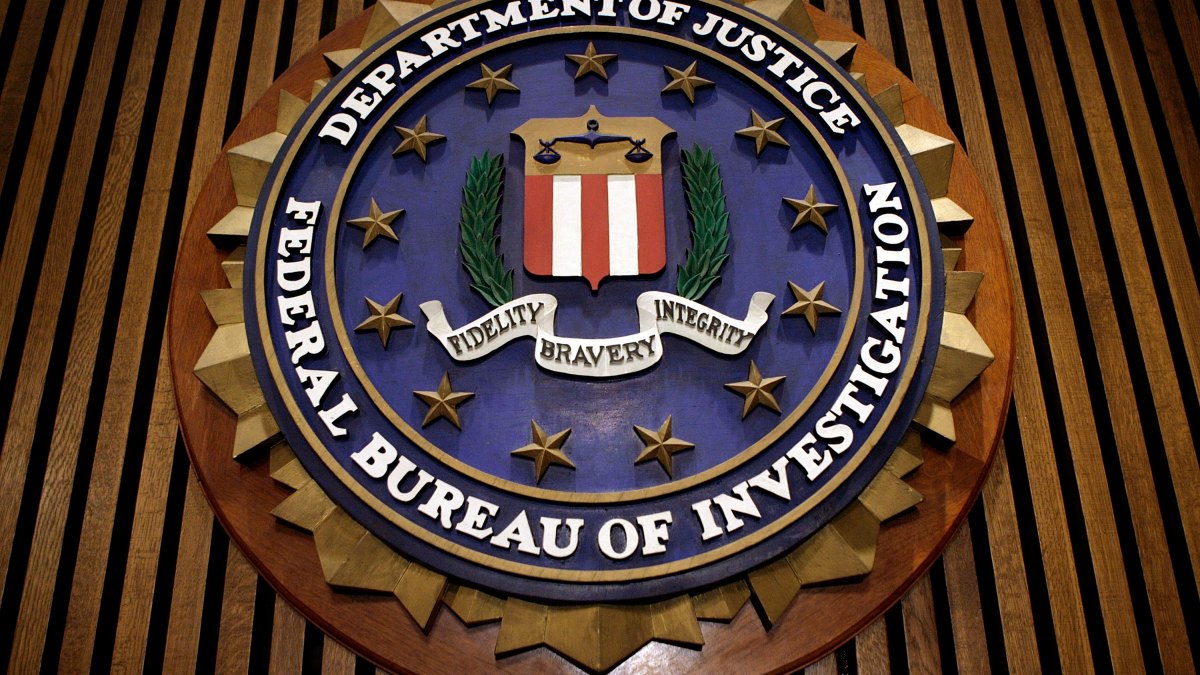 73534290 FBI Stops 'Potential Terrorist Attack' in Michigan, Authorities Have 'Multiple Suspects'