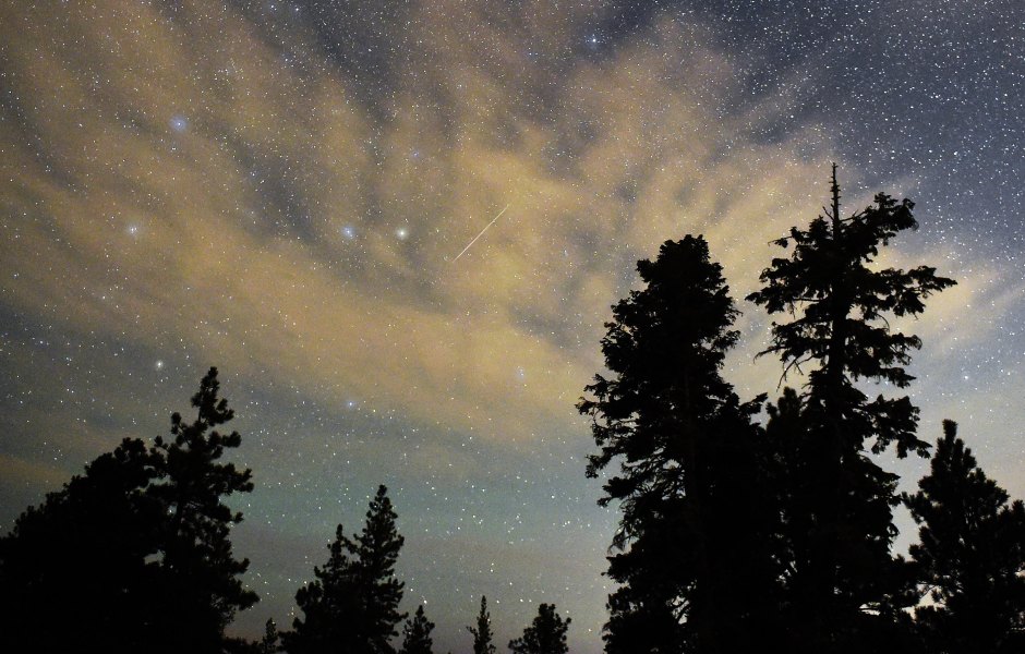 483813606 Here's Everything You Need to Know About the Orionid Meteor Shower