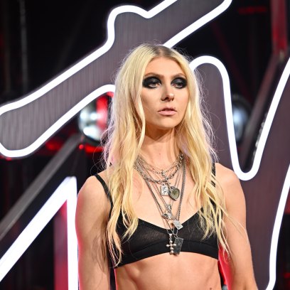 Is The Pretty Reckless Releasing A Rock Version Of ‘Where Are You Christmas'? 2234192982