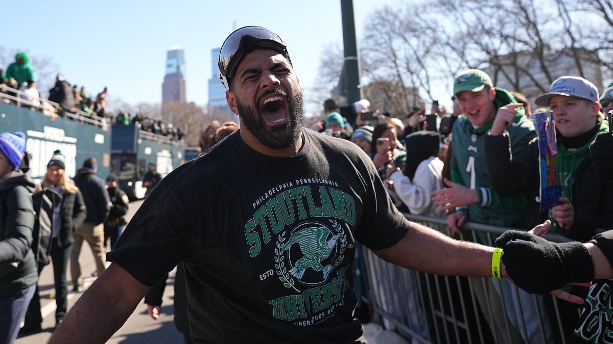 2199670631 Philadelphia Eagles OT Jordan Mailata Shows Off His Not-So-Secret Musical Talents
