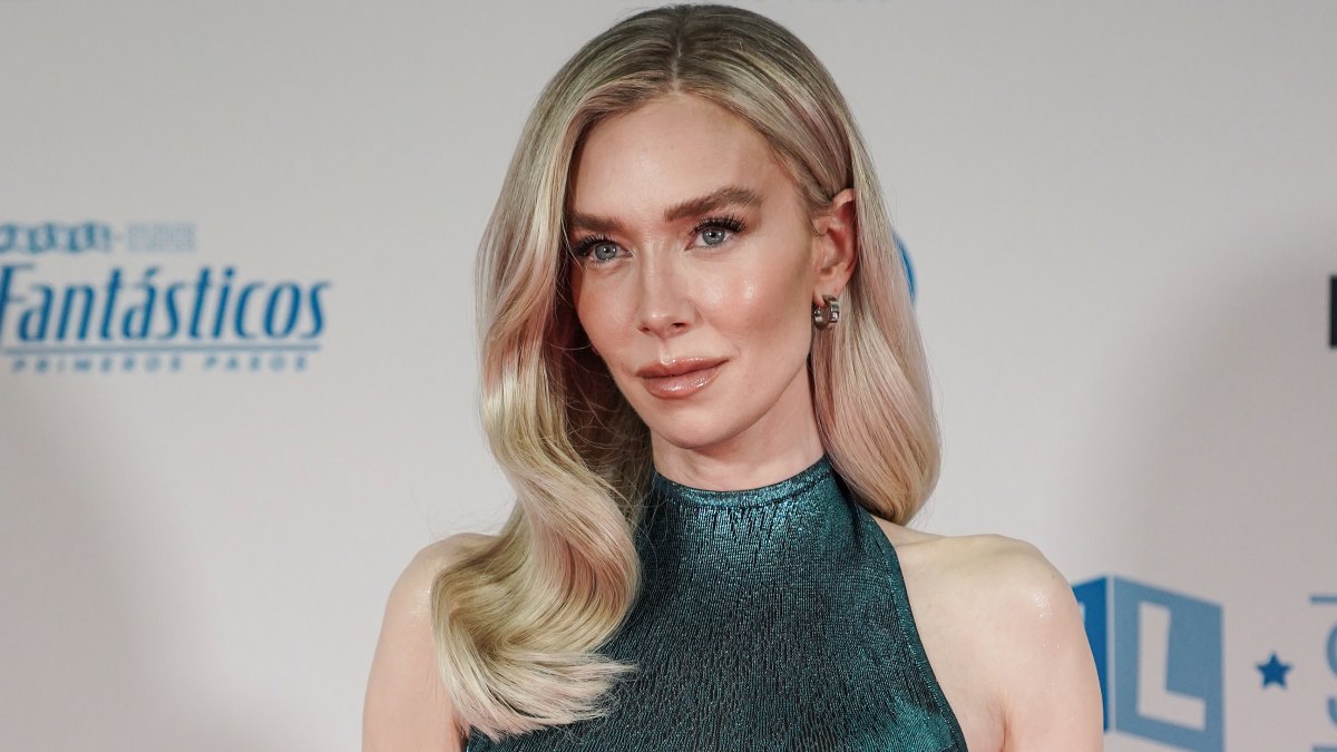 2218045909 Vanessa Kirby Welcomes Her First Child With Boyfriend Paul Rabil