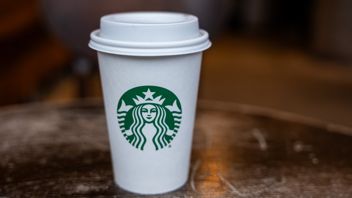 Starbuck-AI-1972997479