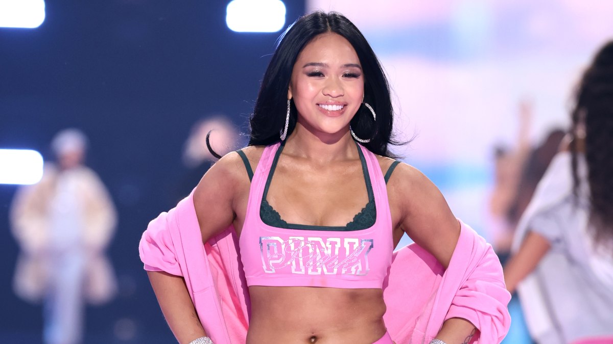 2241299422 Suni Lee Posts Video Begging Critics To Stop 'Bullying' Her Over Victoria's Secret Fashion Show Performance