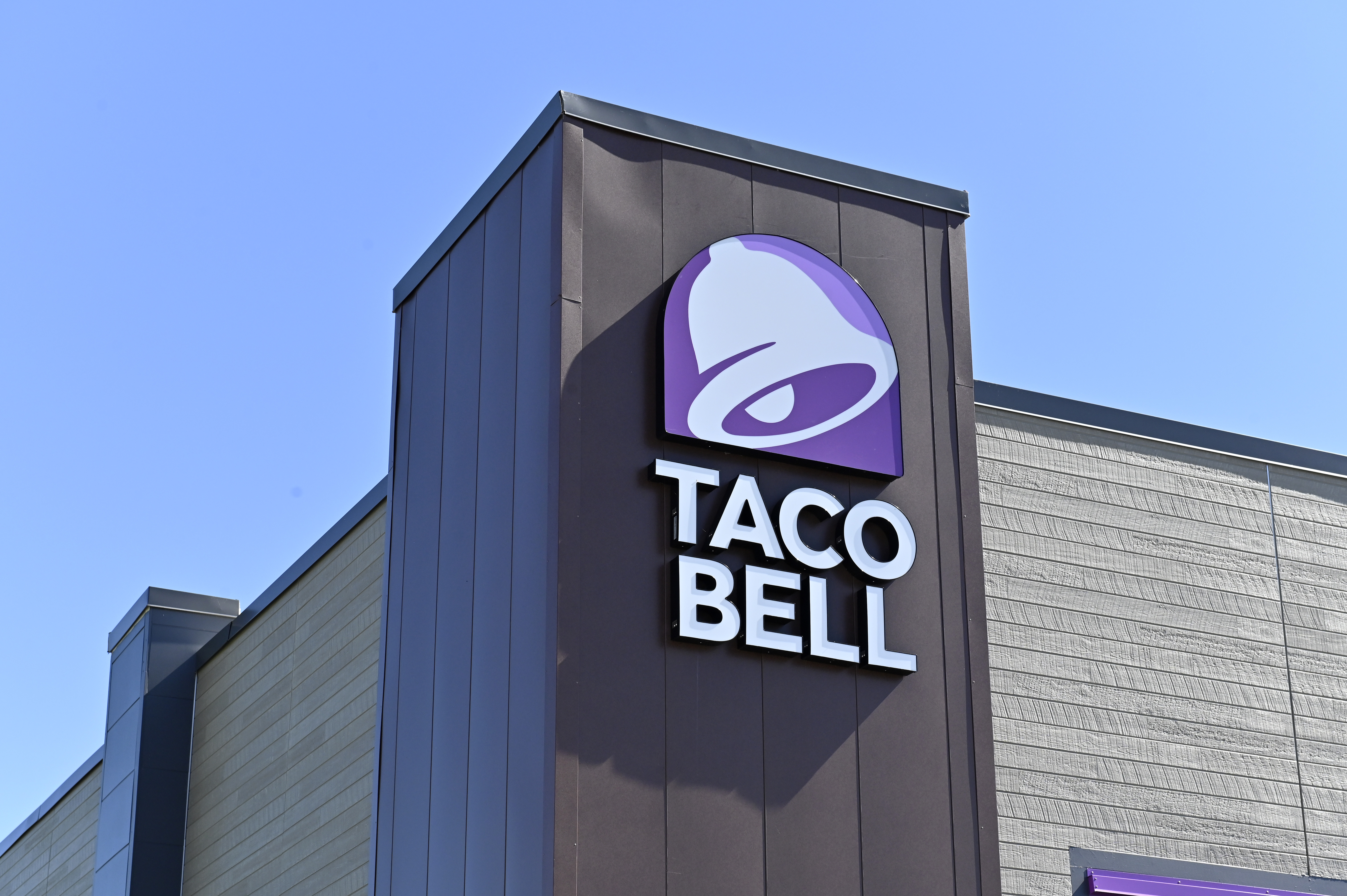 Taco Bell Is Teaming Up With Frank's RedHot For Some Seriously Spicy New Menu Items 2237966098