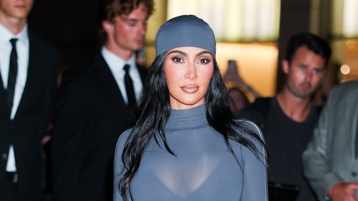 2237224211 NEW YORK, NEW YORK - SEPTEMBER 24: Kim Kardashian arrives at the NikeSKIMS Launch event at Nike House of Innovation in Midtown on September 24, 2025 in New York City. (Photo by Aeon/GC Images)