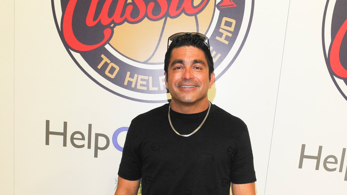 1242640874 SANTA MONICA, CA - AUGUST 20: Monty Lopez attends the TJK Classic For HelpCureHD on August 20, 2022 in Santa Monica, California. (Photo by Amy Graves/Getty Images for TJK Classic)