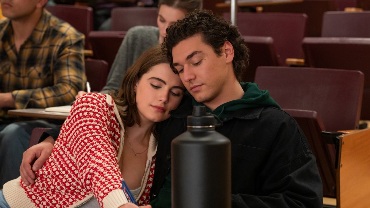 Off Campus - First Look