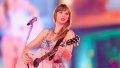 1801110030 SAO PAULO, BRAZIL - NOVEMBER 24: (EDITORIAL USE ONLY. NO STANDALONE PUBLICATION USE (NO SPECIAL INTEREST OR SINGLE ARTIST PUBLICATION USE; NO BOOK USE)) Taylor Swift performs onstage during "Taylor Swift | The Eras Tour" at Allianz Parque on November 24, 2023 in Sao Paulo, Brazil. (Photo by Buda Mendes/TAS23/Getty Images for TAS Rights Management )