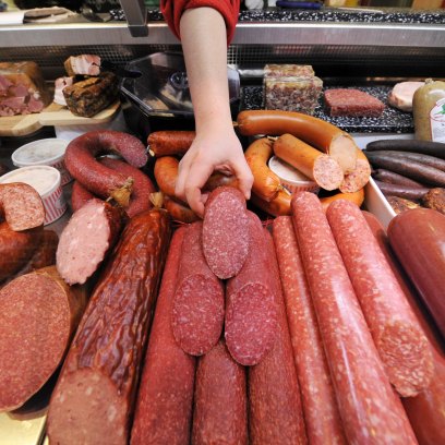Avoid-This-Food-to-Reduce-Your-Risk-of-Cancer-1258584799