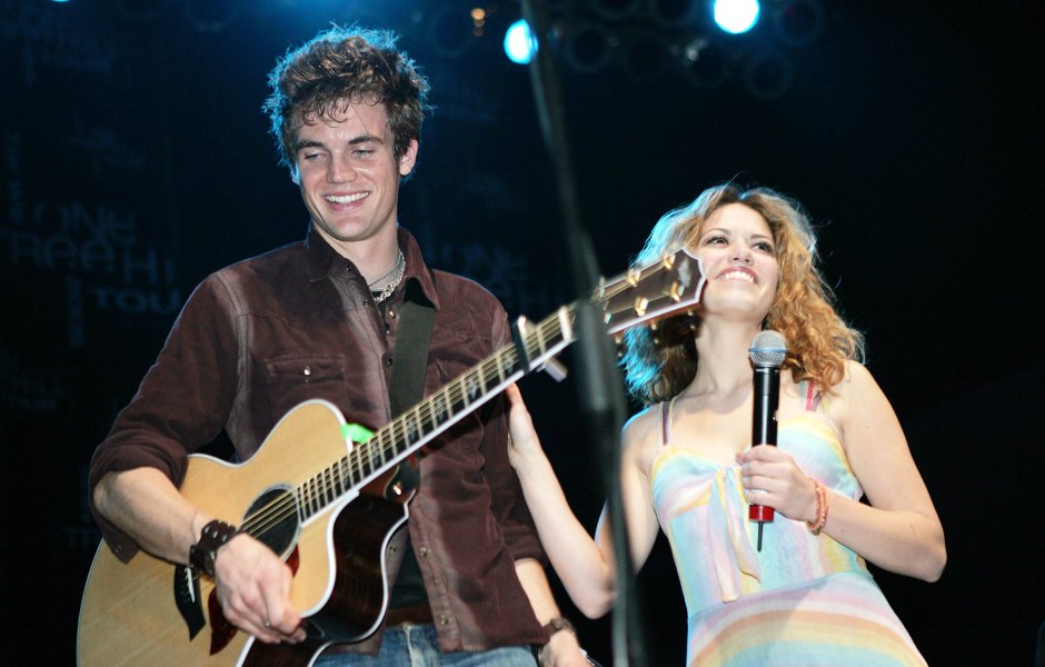 'One Tree Hill’ Stars Bethany Joy Lenz, Tyler Hilton Announce New Album of Iconic Songs From Show