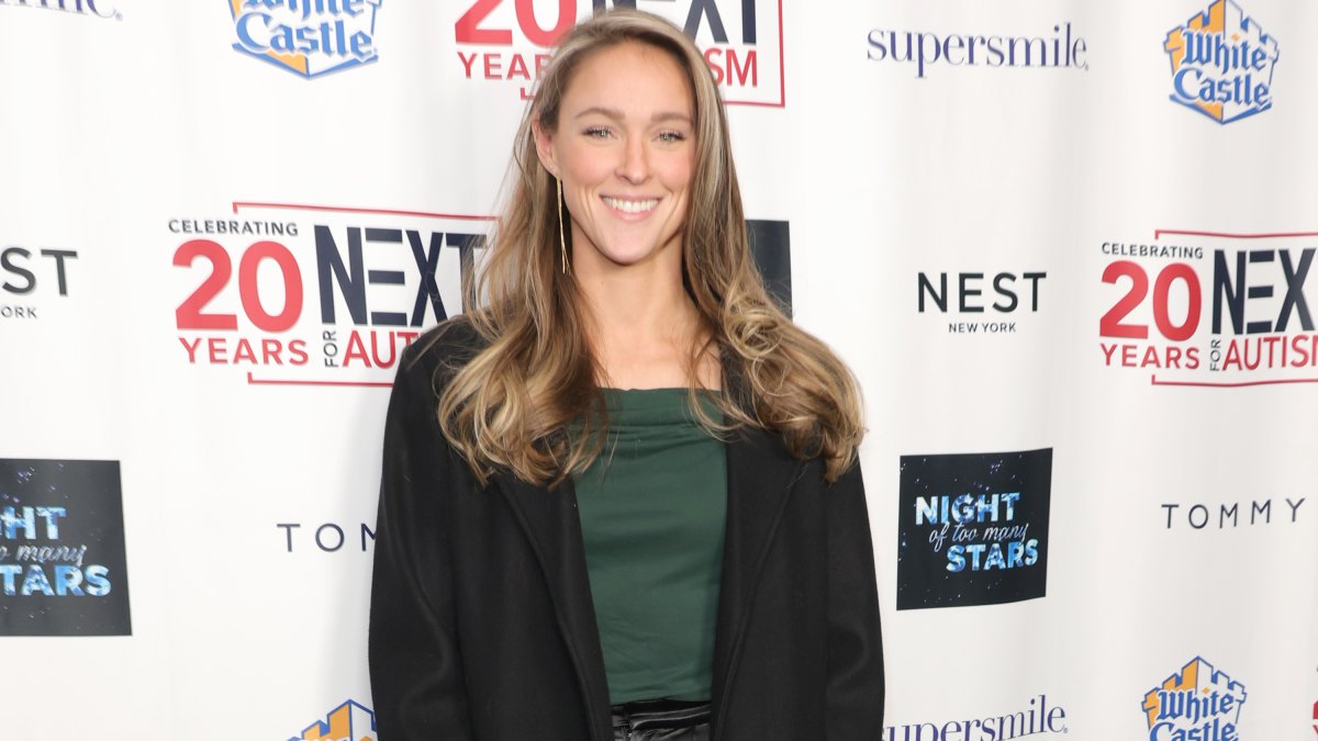 1848763408 Kylie Kelce Shares Her True Thoughts on the Term ‘WAG’ — and Offers an Alternative