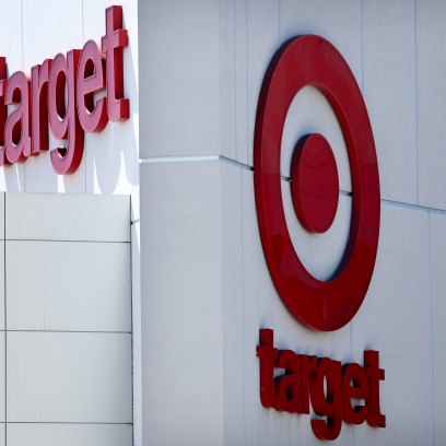 Target and Starbucks Launch Exclusive Frozen Peppermint Hot Chocolate for the Holidays