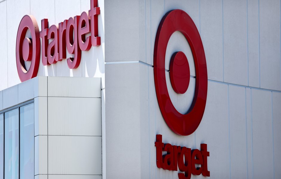 Target and Starbucks Launch Exclusive Frozen Peppermint Hot Chocolate for the Holidays