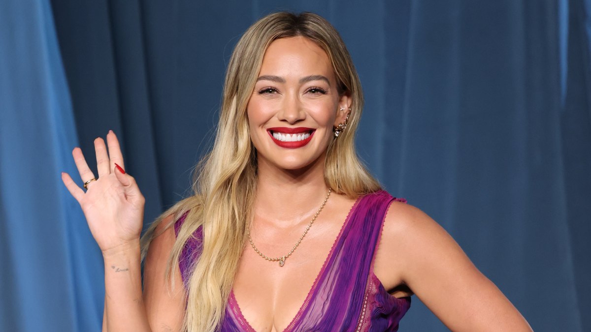 Hilary-Duff-Announces-First-New-Single-in-10-Years-2241918301