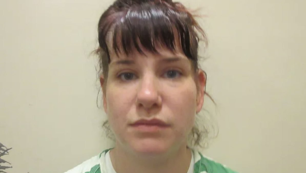 Middle School Teacher Sentenced After Paying Students for Sex