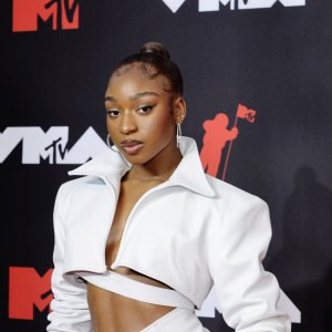 Normani-Stuns-Jordan-Chiles-With-Her-Impressive-Gymnastics-Skills-1339929314