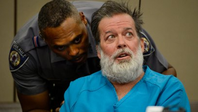 Planned Parent Mass Shooter Robert Dear Dies in Federal Custody
