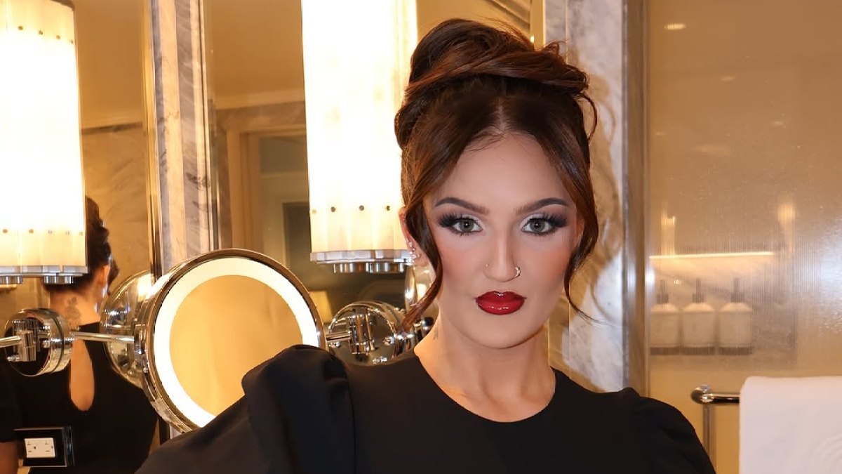 TikTok Influencer Mikayla Nogueira Offers to Pay for Fans' Thanksgiving Groceries