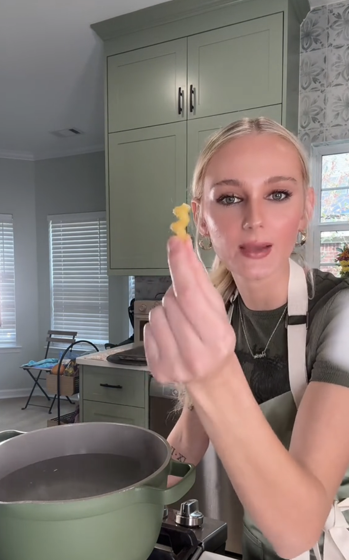 TikTok/Tini Younger