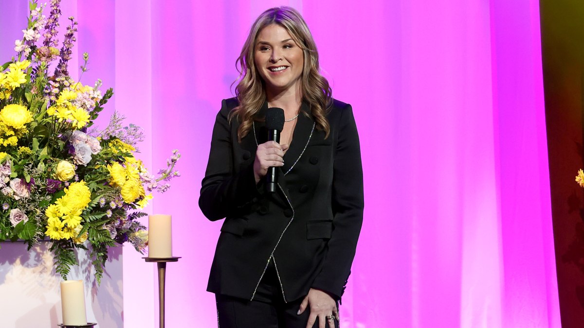 1437779154 Jenna Bush Hager Reveals Why She Changed Her Last Name, and Several Other Stars Who Did the Same